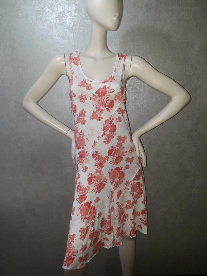 robe blanche et rose pescara taille L ( taille 40)