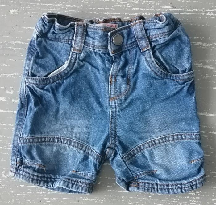 Short en jean DPAM 9 mois en très bon état