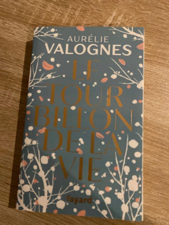 Livres Aurélie Valognes , l envol, né sous une bonne étoile , le tourbillon de la vie - photo numéro 2