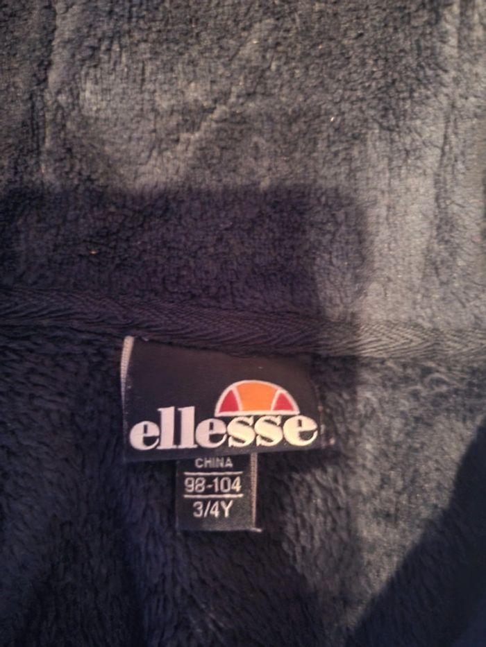 Peignoir Ellesse 3/4ans 98/104 - photo numéro 3