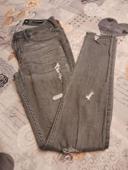 Jean femme Hollister T.36