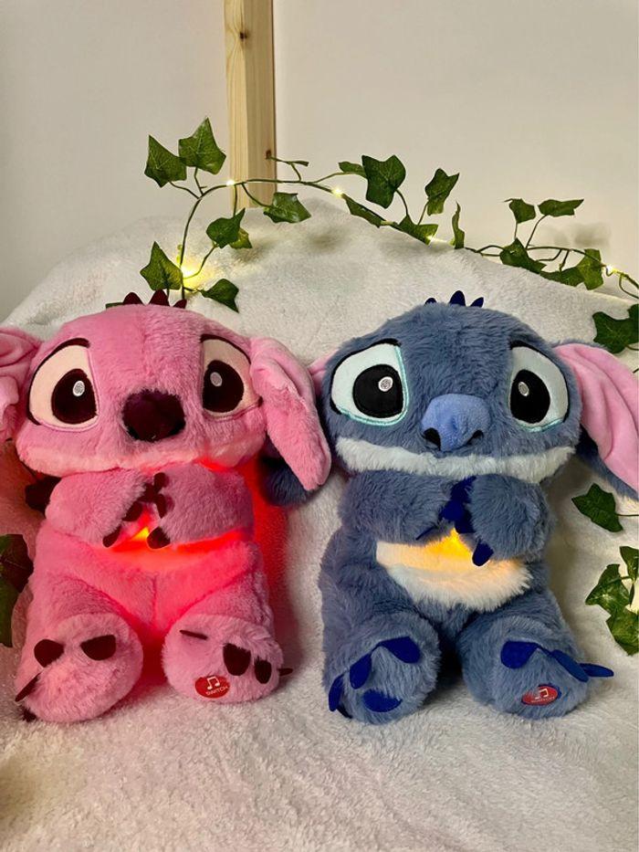 Peluche lumineuse Disney Stitch qui respire - photo numéro 12