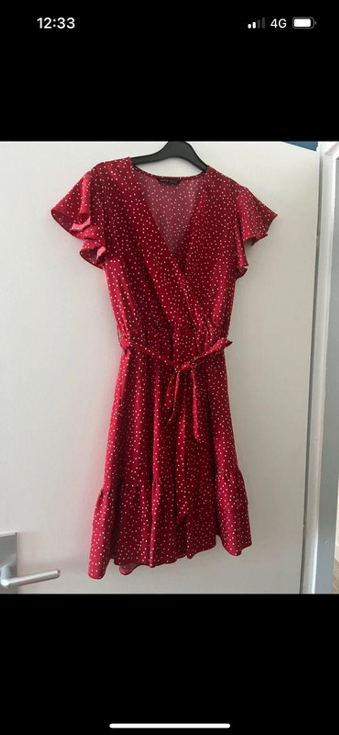 Robe à pois rouge shein - photo numéro 1