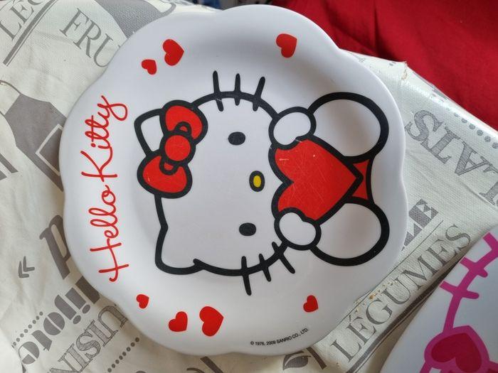 Lot de 2 assiettes enfants hello kitty - photo numéro 2