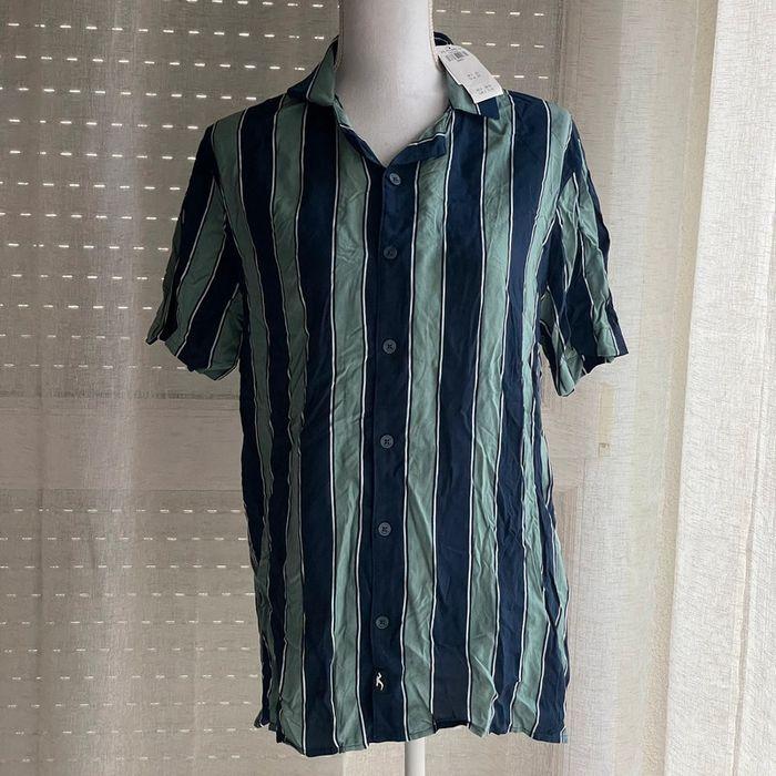 Chemise à rayure bleu et vert gomme neuve Hollister - photo numéro 1