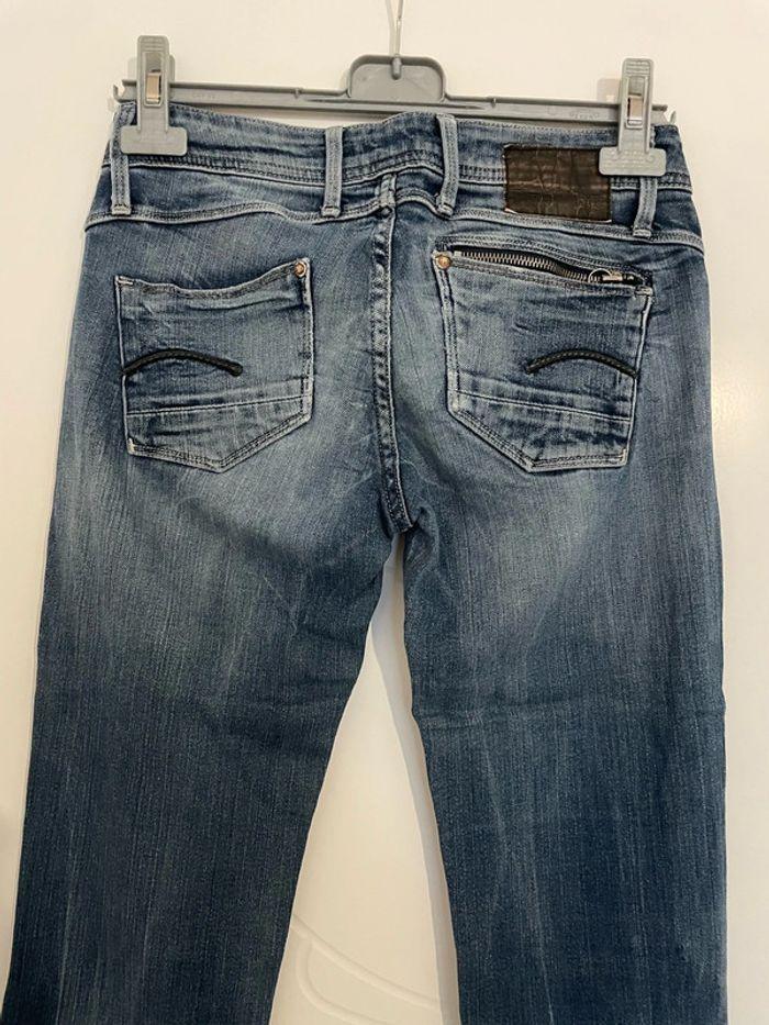 Jean bleu foncé effet délavé taille basse coupe droit G-Star taille W26 L34 soit taille 36 - photo numéro 8