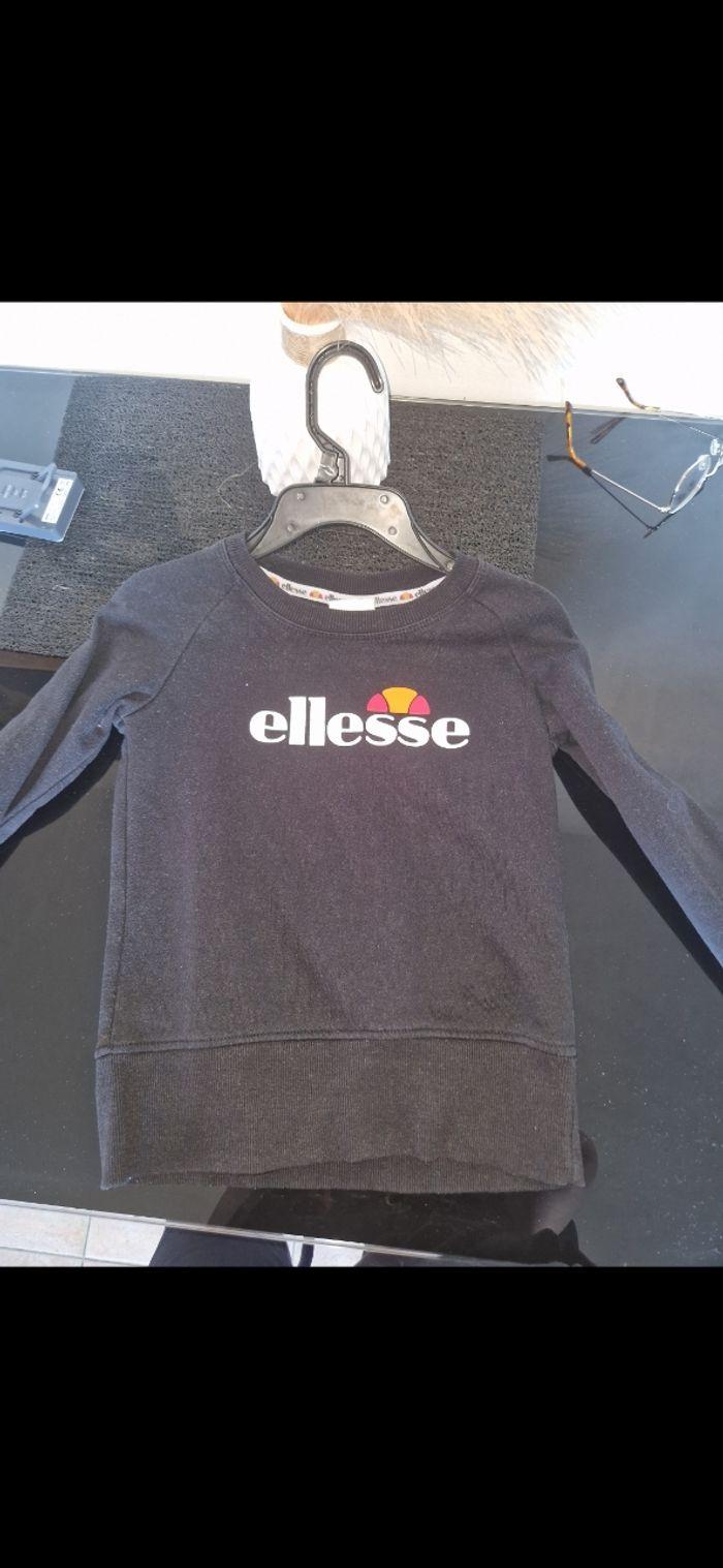 Pull ellesse