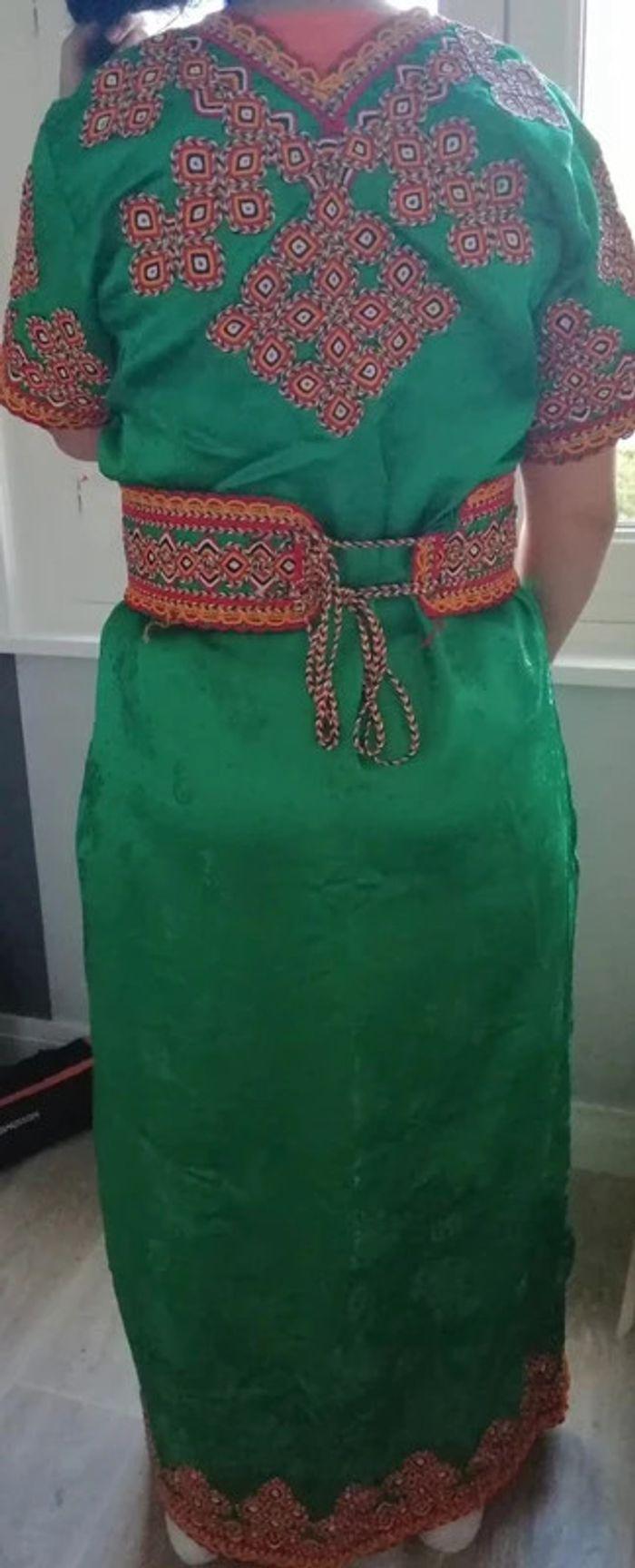 Robe kabyle moderne - photo numéro 2