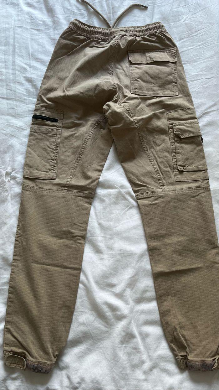 Pantalon cargo - photo numéro 2