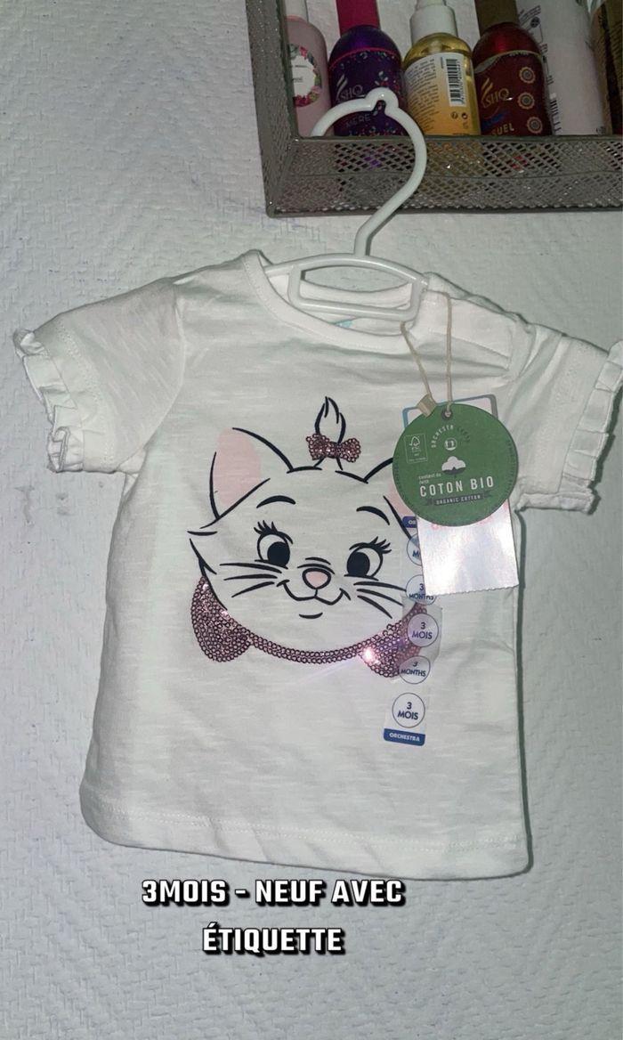 T-shirt manches courte bébé marie aristochat 3 mois blanc sequins  Disney neuf étiquette