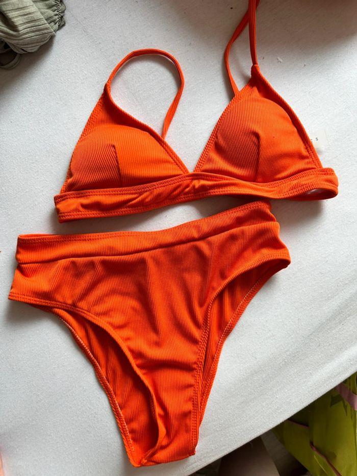 Bikini orange - photo numéro 1