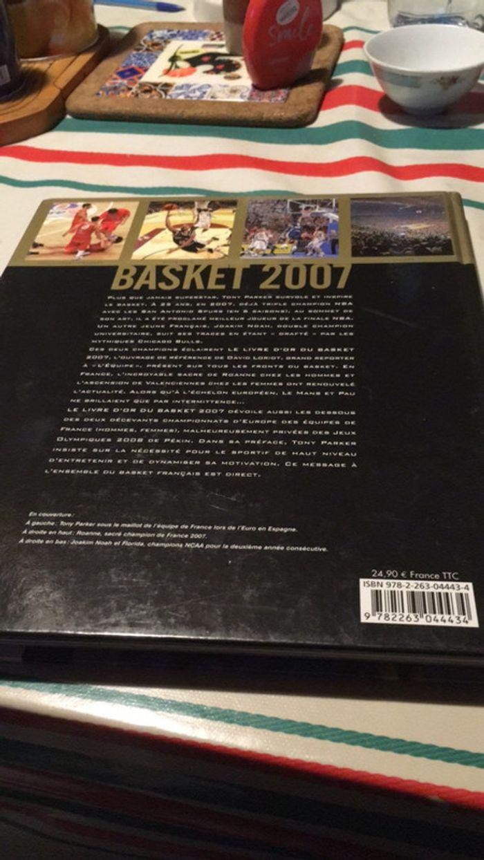 Livre d’or Basket 2007 de David Loriot préface de Tony Parker très bon état - photo numéro 2