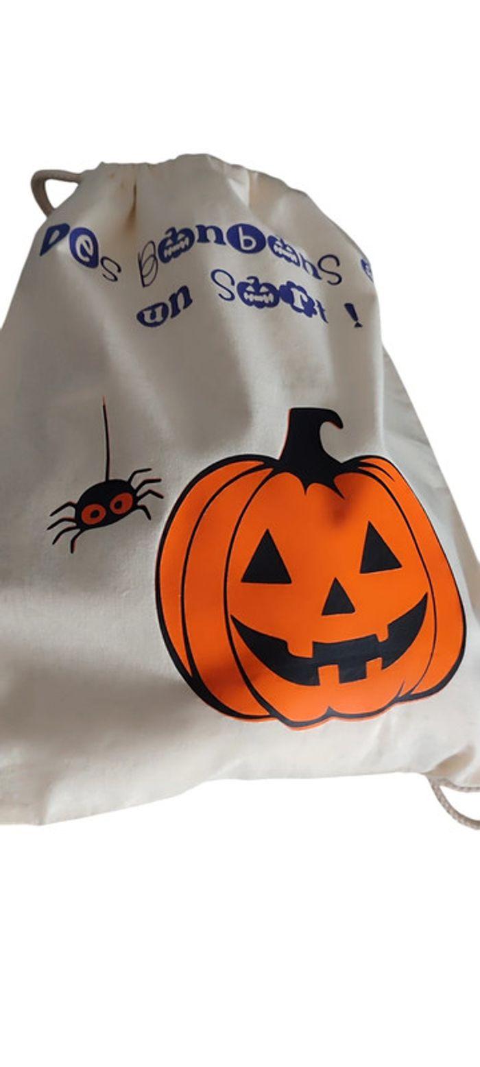 Très grand sac a dos spécial Halloween 🎃 - photo numéro 5