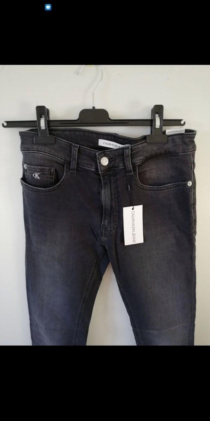 Calvin klein Jean skinny gris taille 14 ans (ENF 055) - photo numéro 2