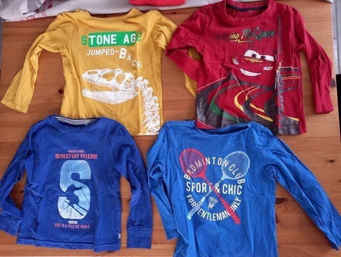 Tee-shirts 5/6 ans - photo numéro 1