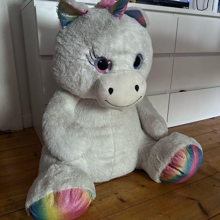 Géante peluche licorne - photo numéro 1