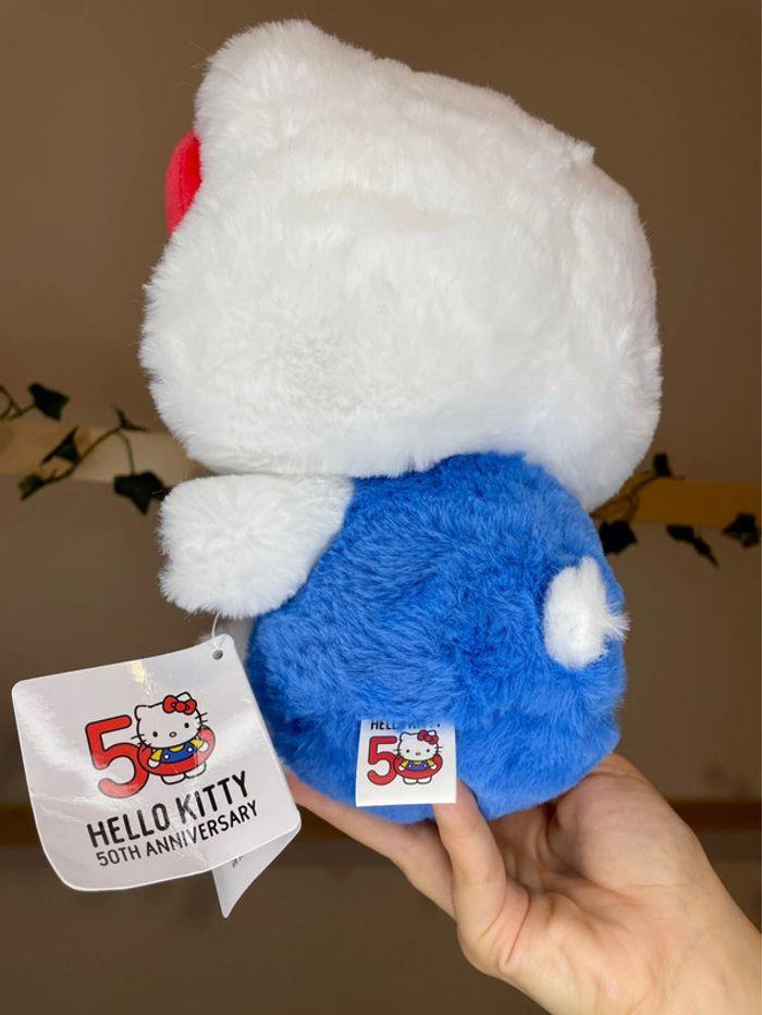 Peluche Hello Kitty 50ème anniversaire - photo numéro 9