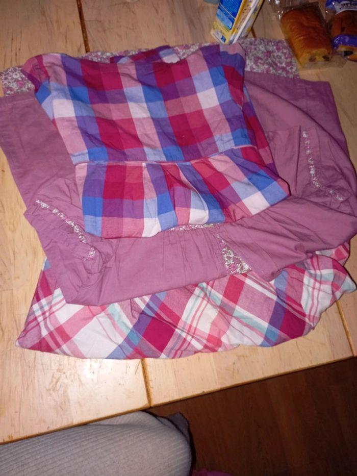 Lot de 3 robes 4:5 ans en tbe - photo numéro 1