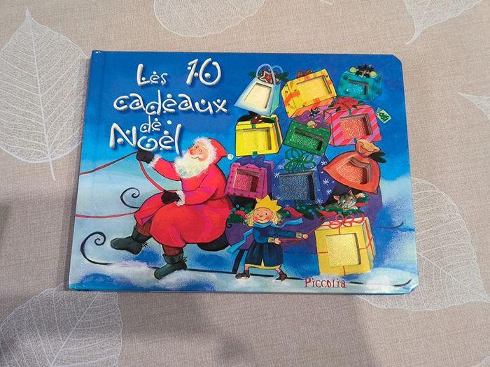 Livre piccolia les 10 cadeaux de Noël - photo numéro 1