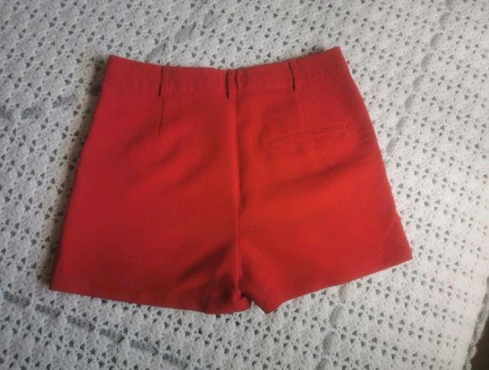 Short rouge taille 38 - photo numéro 2