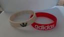 2 bracelets adidas rouge et blanc