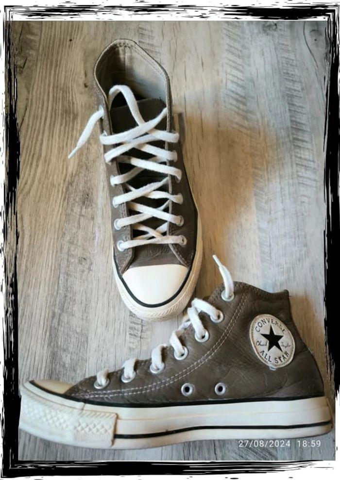 Basket   Converse en cuir gris foncé pointure 37 - photo numéro 1