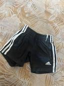 Short adidas