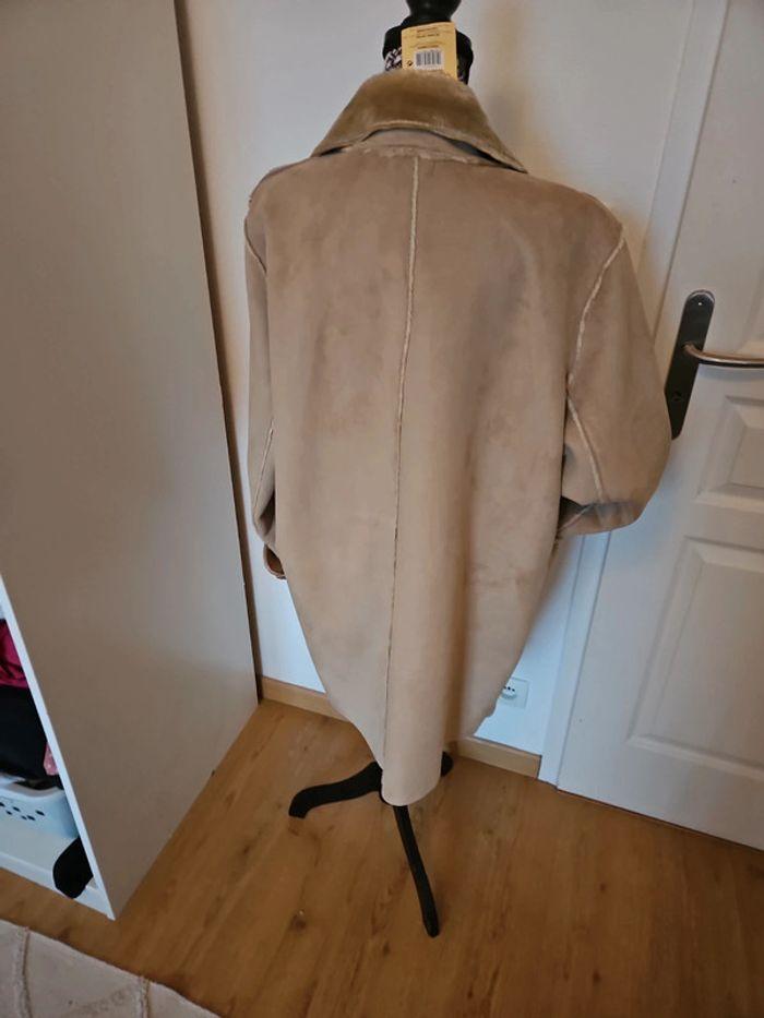 Manteau effet peau beige neuf - photo numéro 5