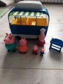 Camping car Peppa Pig et personnages