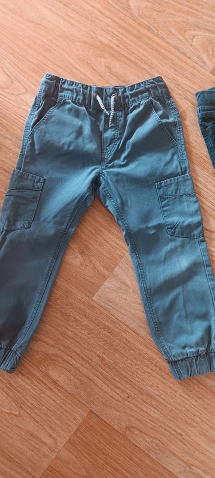 Lot 2 pantalons hiver et été 4 ans - photo numéro 2