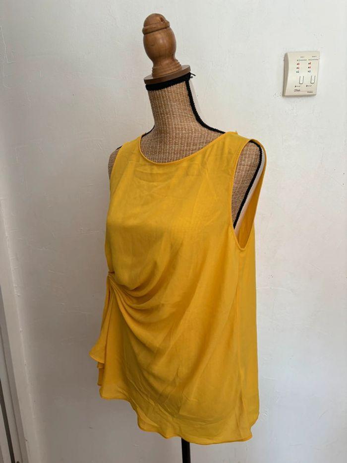 Magnifique top jaune Zara taille L correspond à un 40 - photo numéro 3