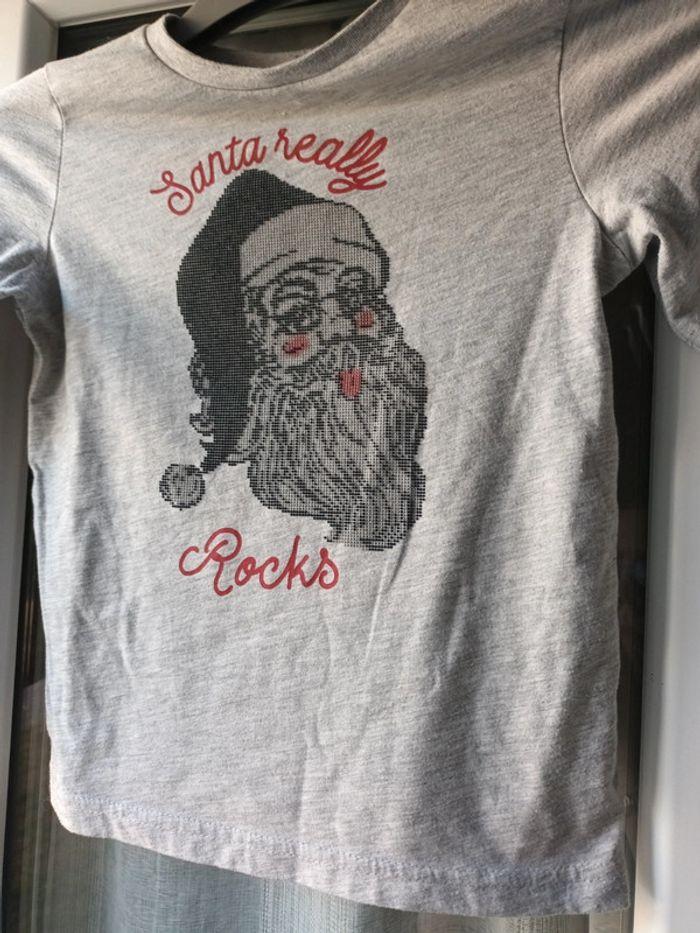 Tee-shirt Père Noël Taille 6ans/Kiabi - photo numéro 3