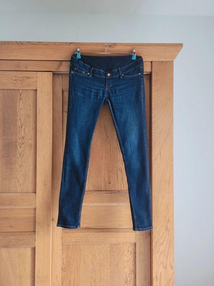 Lot de 2 jeans H&M maternité taille 36 - photo numéro 6