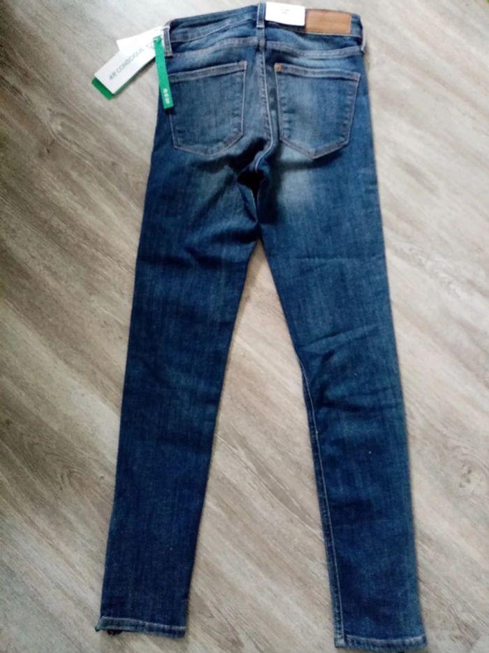 Jeans slim neuf H&M taille 25 - photo numéro 2