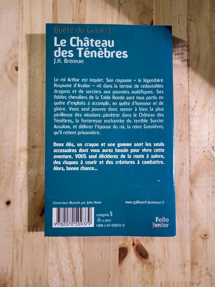 Quête Du Graal Tome 1 - Le Château Des Ténèbres - photo numéro 2