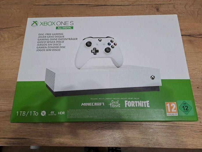 XBOX One S All digital - photo numéro 1