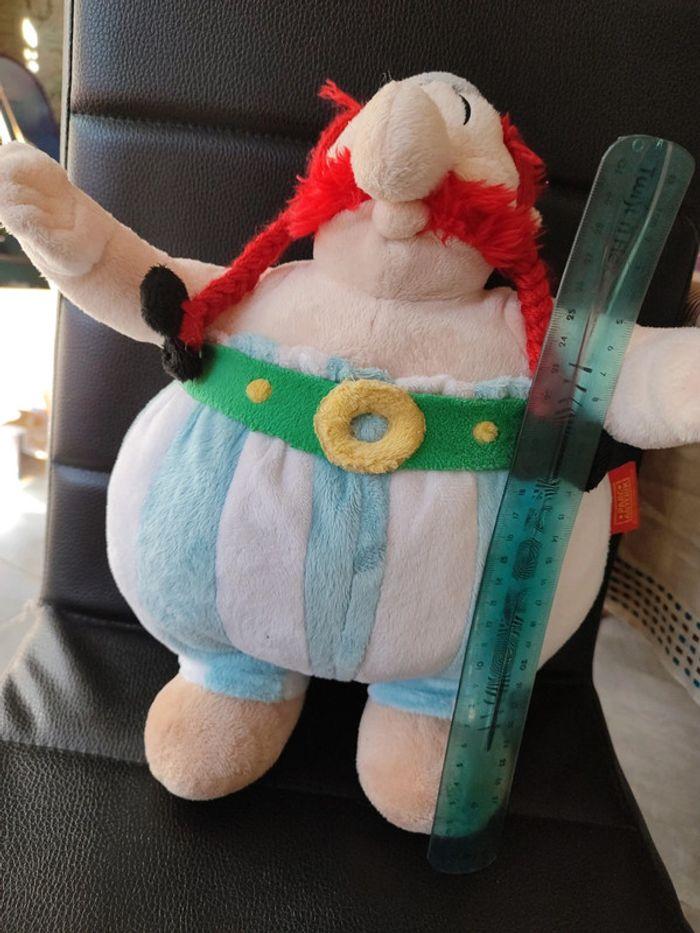 Astérix Obélix poupée peluche doudou teddy Uderzo parc 2005 - photo numéro 2