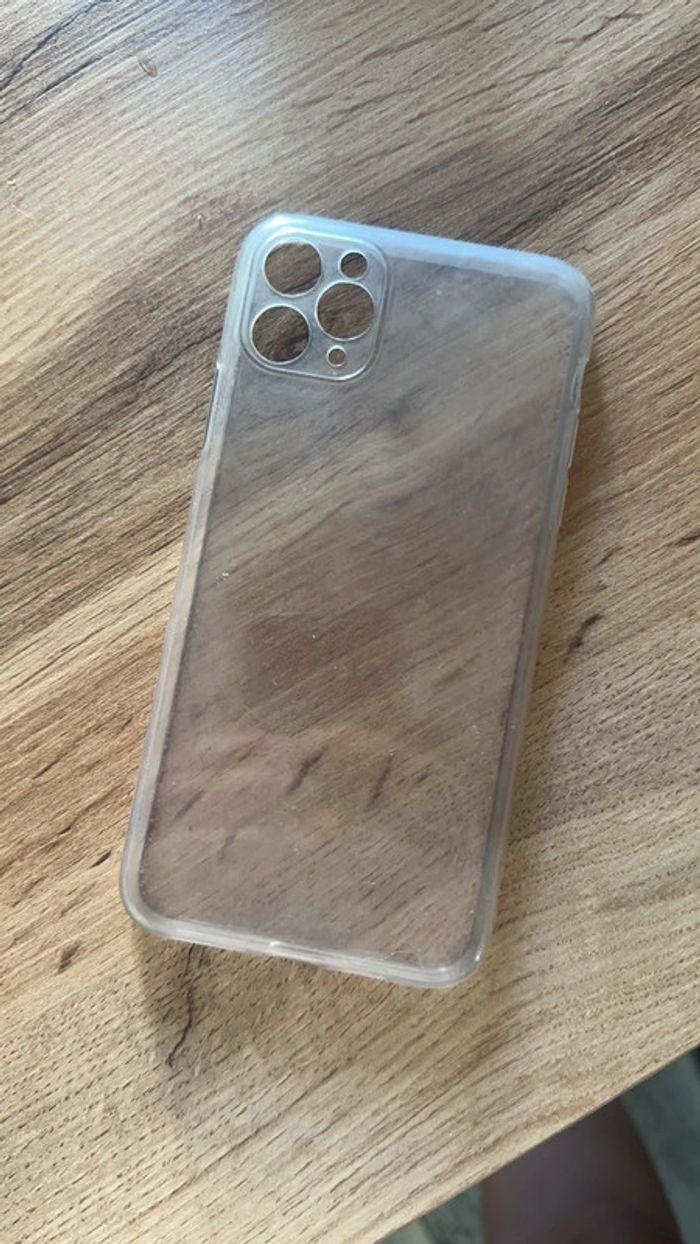 Coque iPhone 11 Pro Max - photo numéro 2