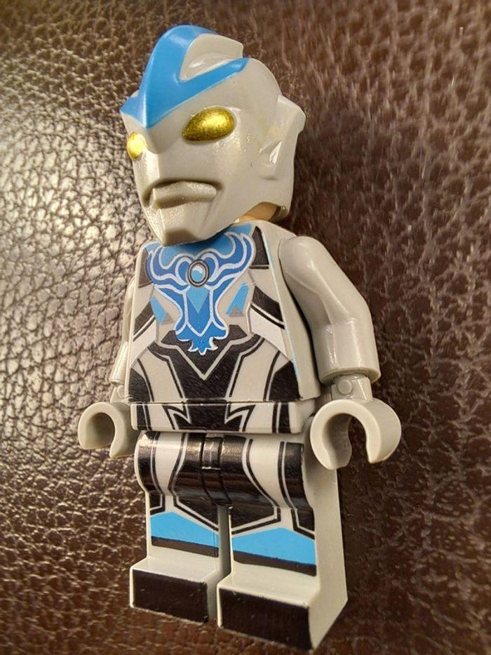 Figurine Lego compatible Ultraman - photo numéro 2