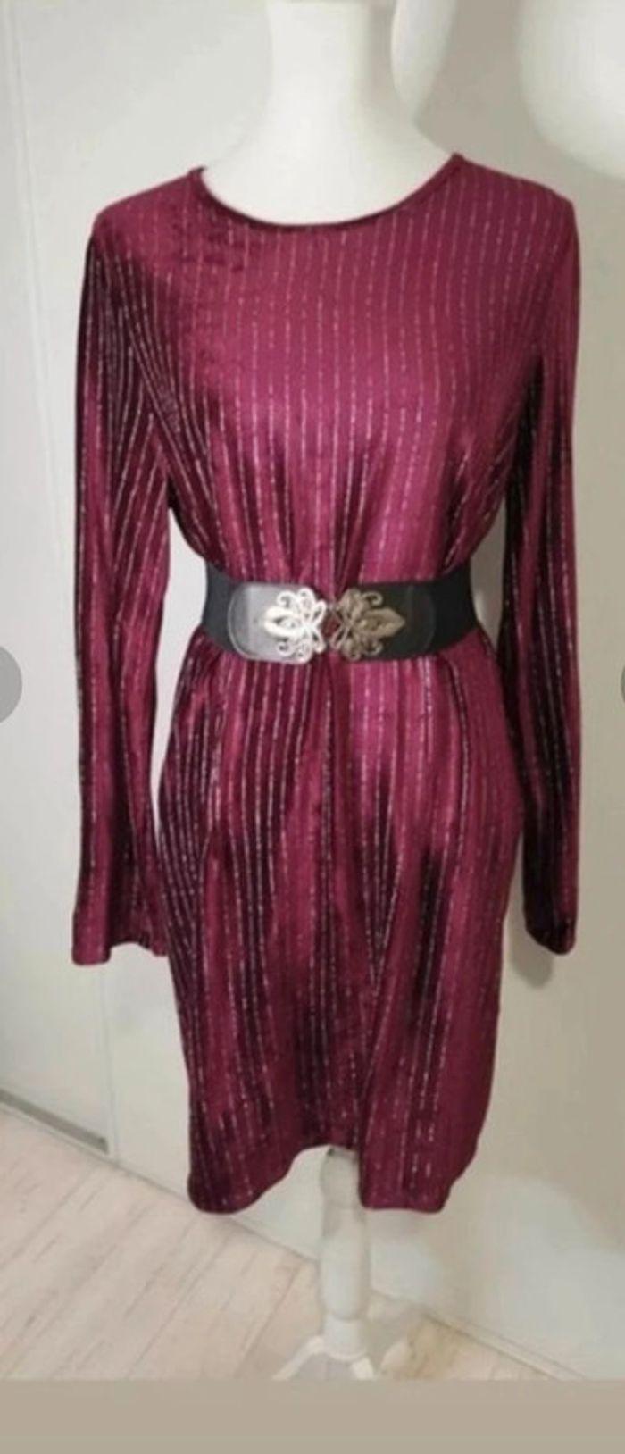 Robe en velours bordeaux a rayures argentées femme taille 38/40 , M/ L 🖤 - photo numéro 20