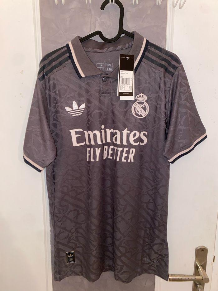 Maillot  Real Madrid - photo numéro 3