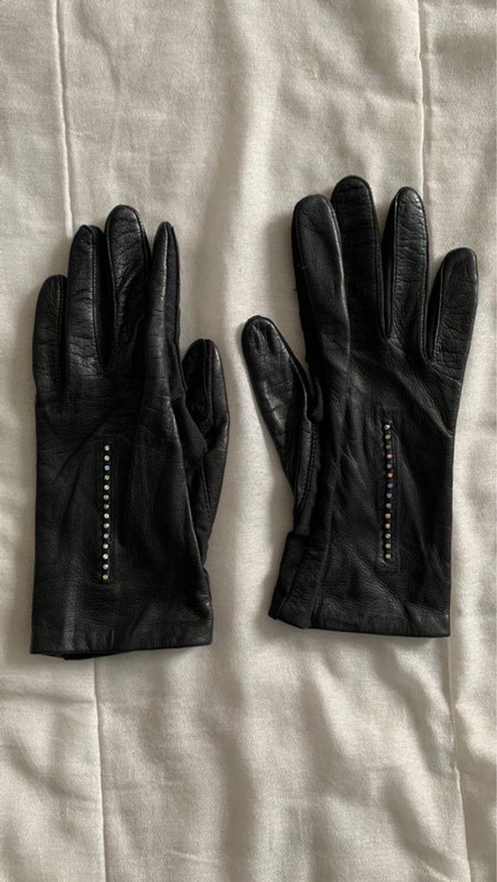 Gants noirs avec strass - photo numéro 1