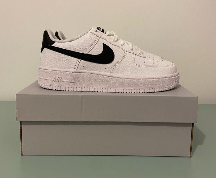 Baskets Nike Air Force 1 neuves - photo numéro 3