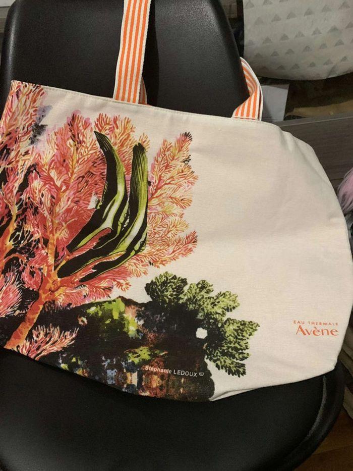 Sac fourre tout tote bag Avène neuf - photo numéro 1