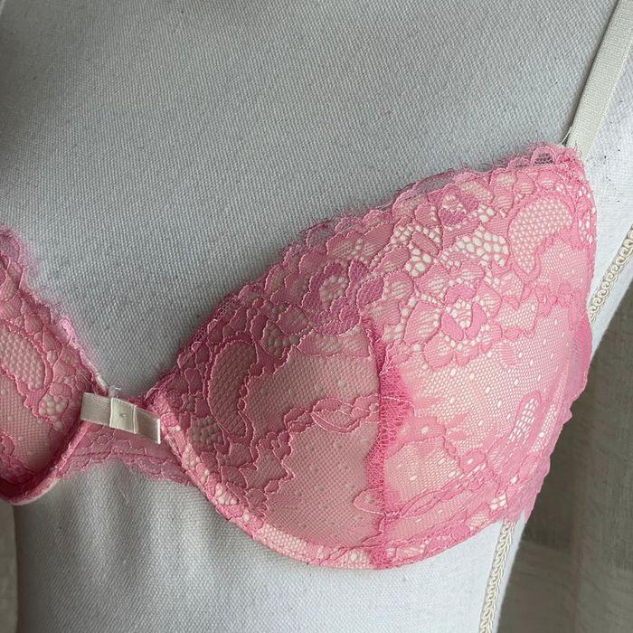 Soutien gorge rose et blanc - photo numéro 2