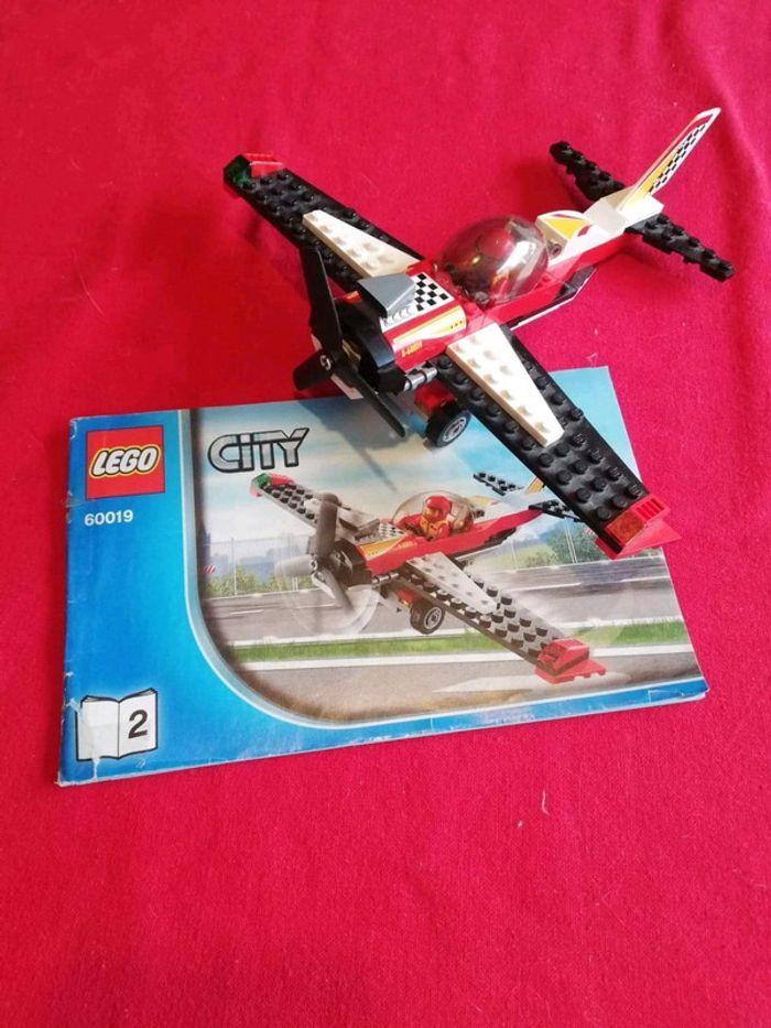 Lego 60019 avion de voltige - photo numéro 1