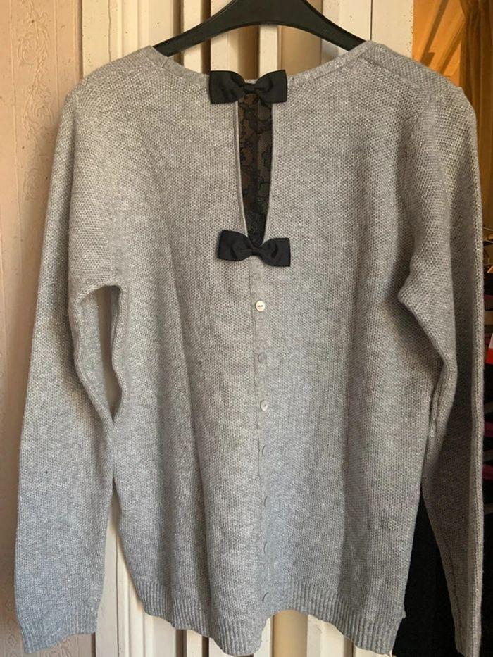 Pull gris boutonné au dos Etam taille L - photo numéro 3