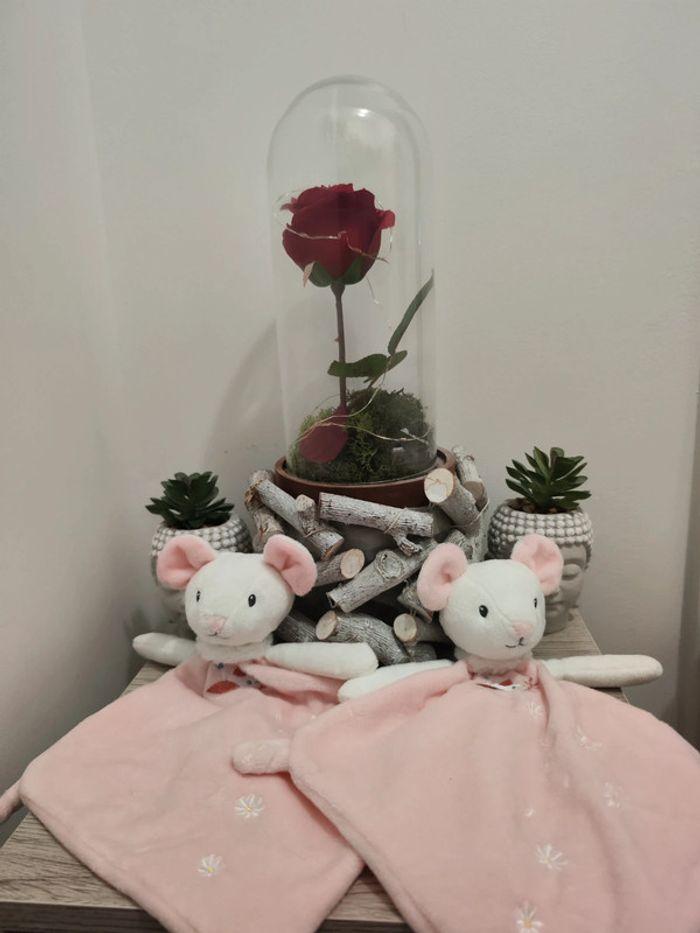 Doudou mouchoir souris 🐁 rose et blanche - photo numéro 1