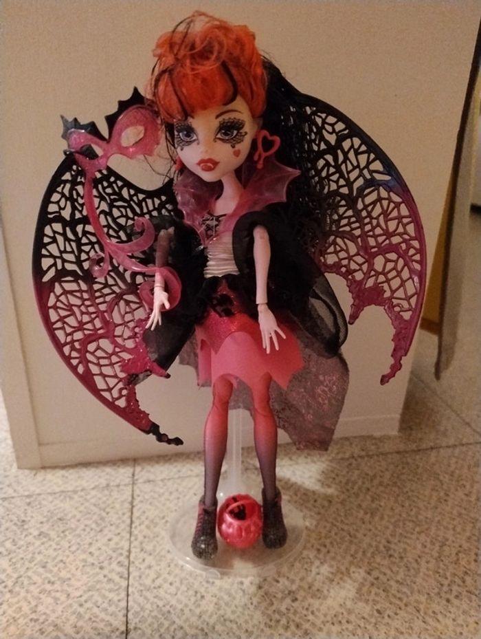 Poupée Monster high vampire Halloween - photo numéro 1