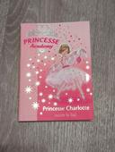 Livre princesse academy princesse Charlotte ouvre le bal